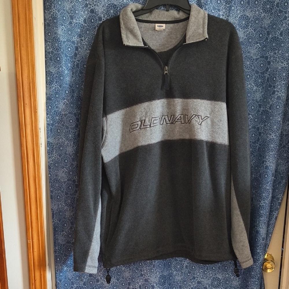 Old Navy Men's Two-Tone Gray Zip-Up Sweater